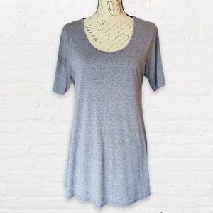 LuLaRoe Perfect T Heathered Periwinkle Blue Purple Flowy Swing Top Scoopneck EUC